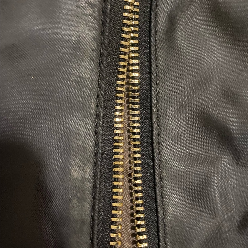 Vince Camuto Sleek Black Hobo Bag - Picture 4 of 13